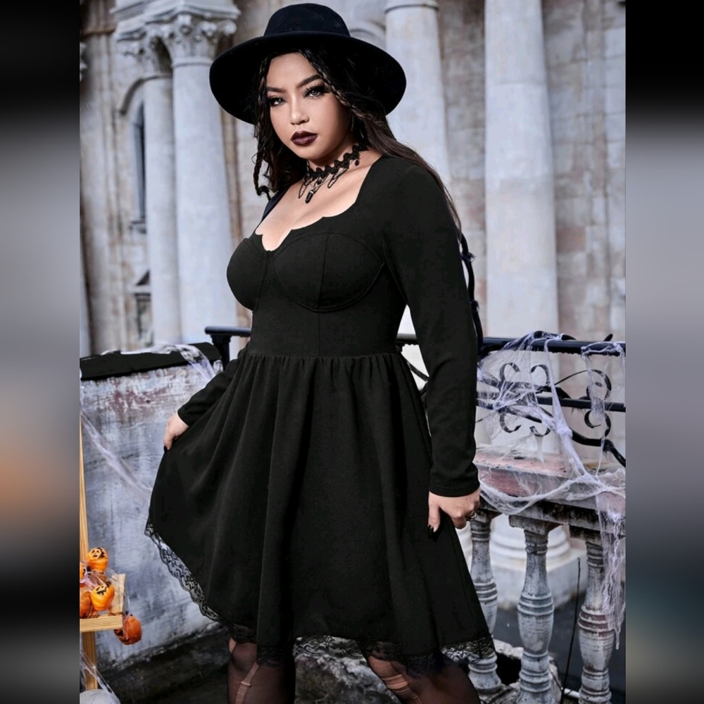 NWOT ROMWE PUNK Plus Scallop Trim Sweetheart Neck Dress (1XL)